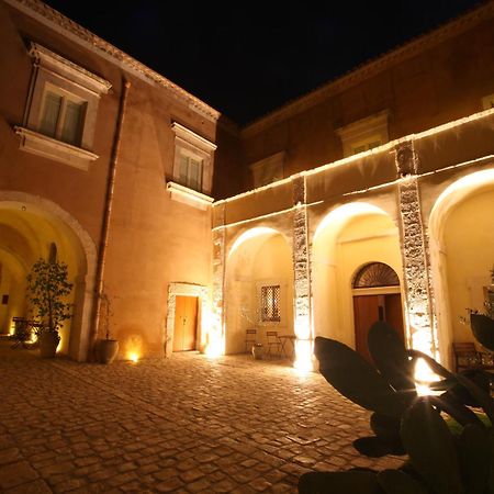 Palazzo Gambuzza Aparthotel Ispica Eksteriør bilde