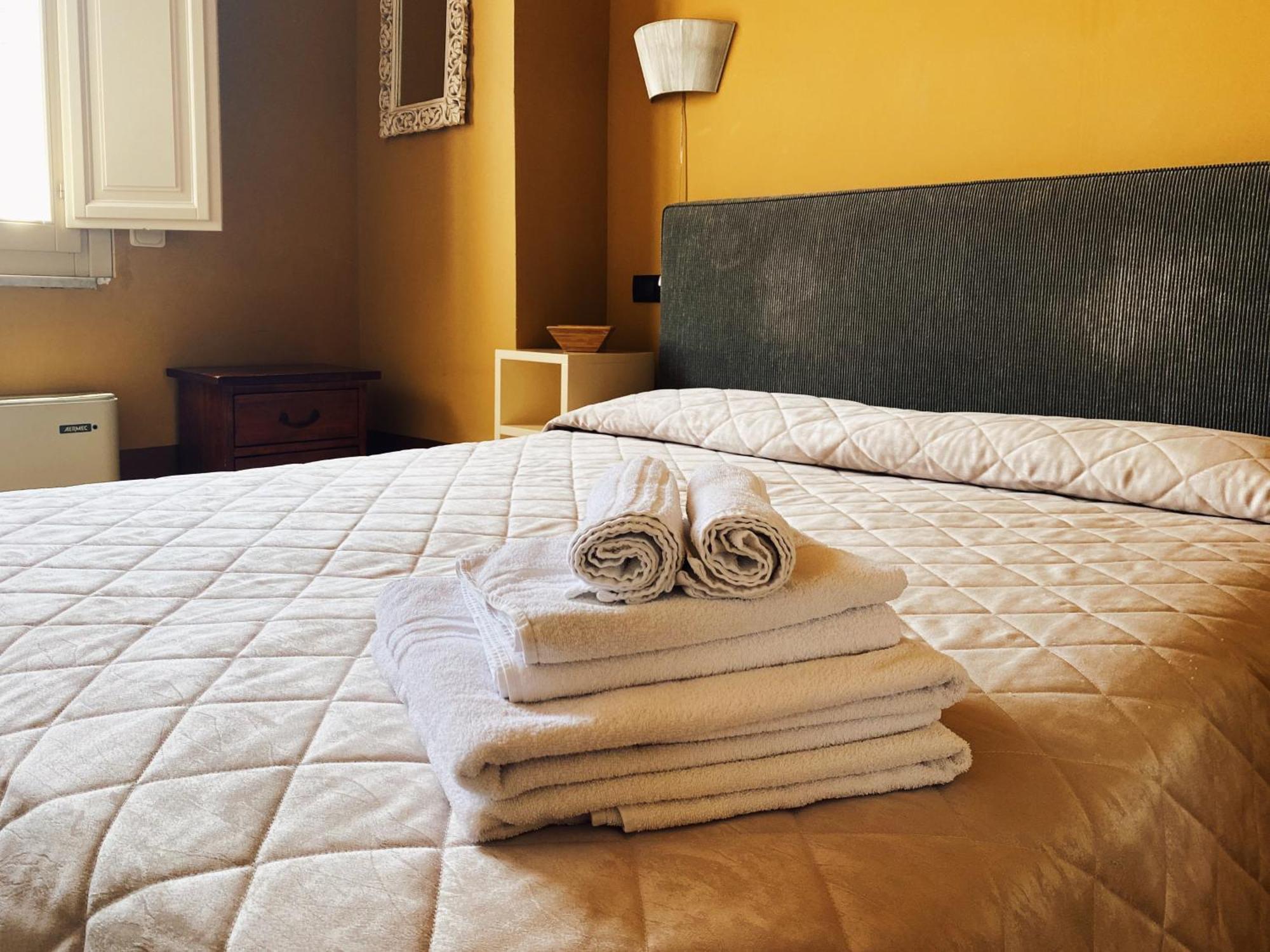 Palazzo Gambuzza Aparthotel Ispica Rom bilde