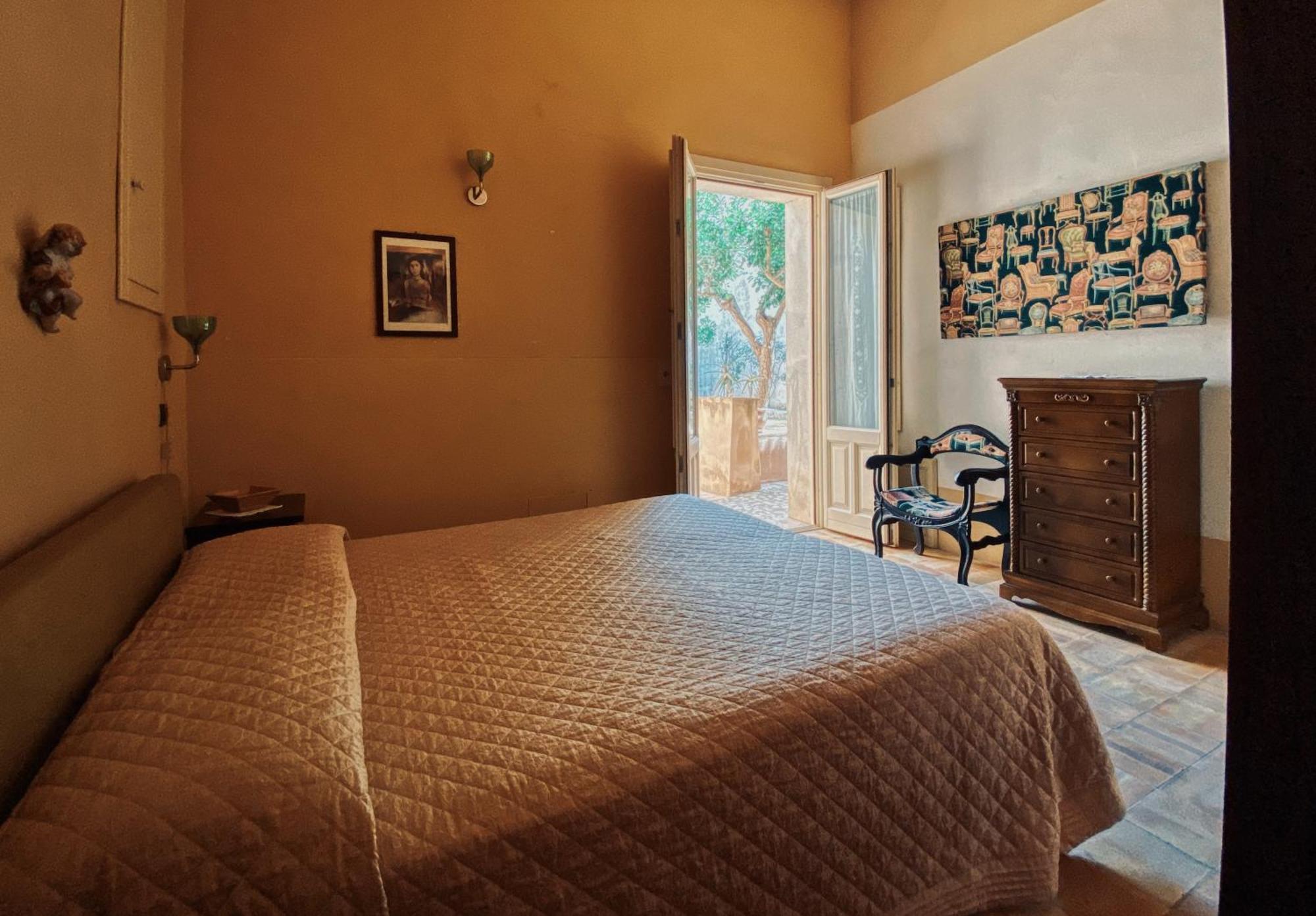 Palazzo Gambuzza Aparthotel Ispica Rom bilde