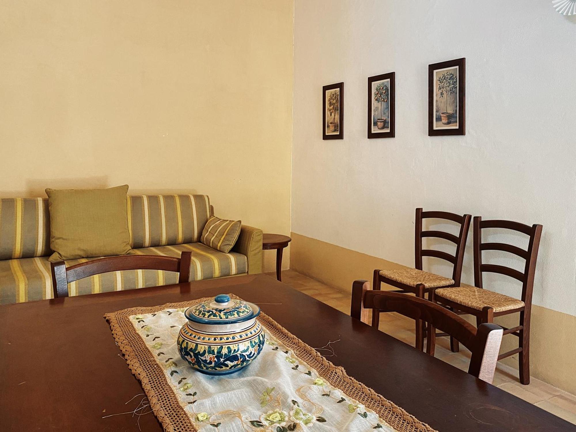 Palazzo Gambuzza Aparthotel Ispica Rom bilde